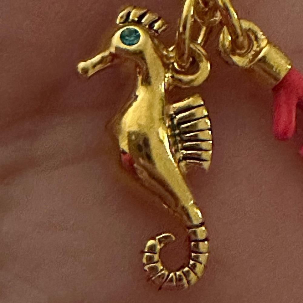 Juicy couture little Seahorse pendant chain necklace - Picture 4 of 7